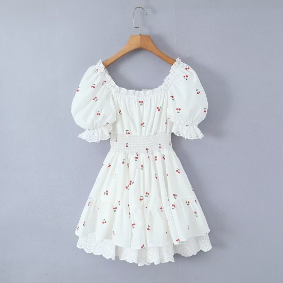 Winter's new women's dress with a European and American style, featuring a square-neck tie, short-sleeved, cinched waist and patchwork style